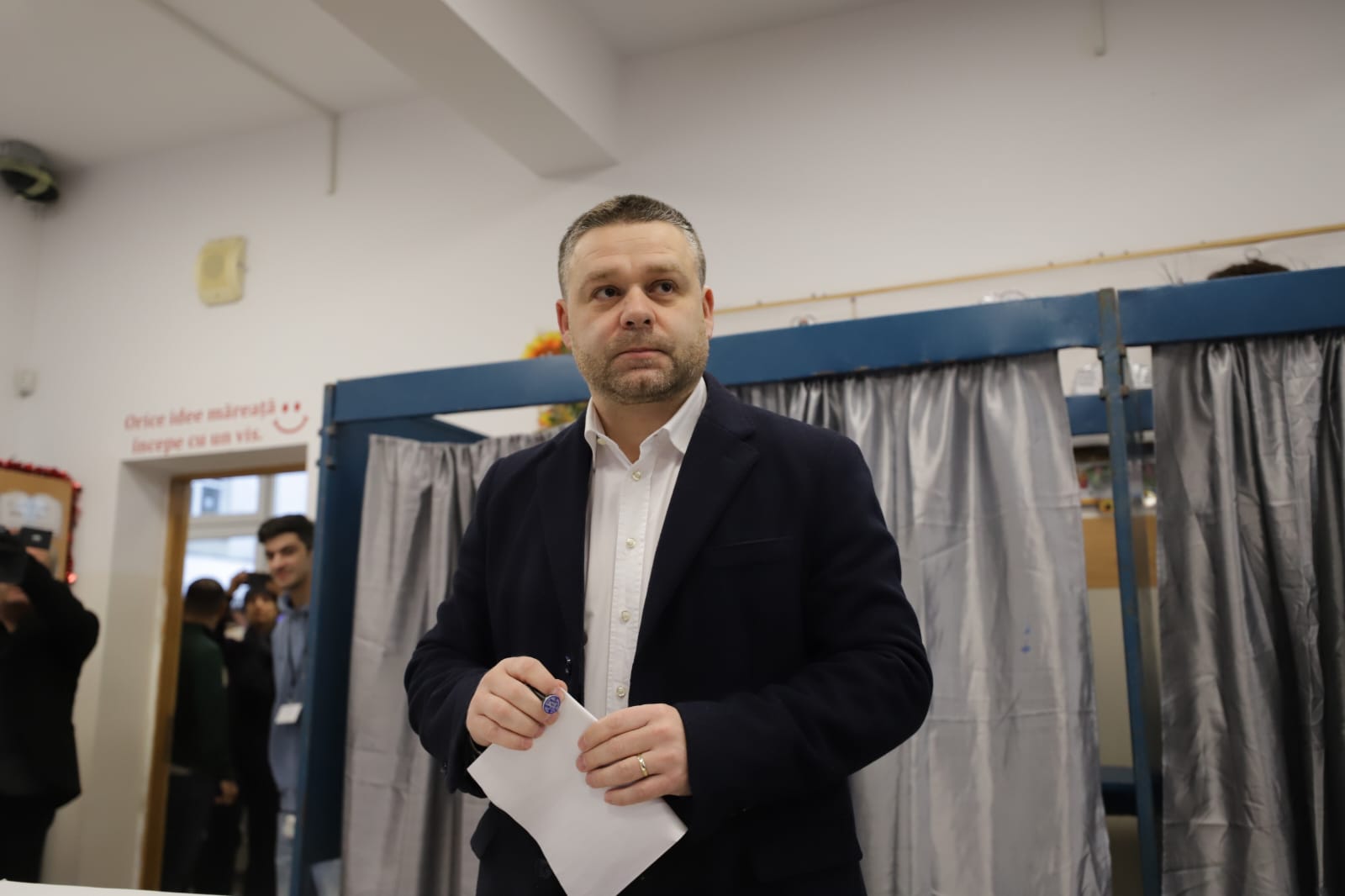 Mesajul prin care Ciprian Ciucu îi invită pe bucureșteni la vot: „Nu mai plouă”
