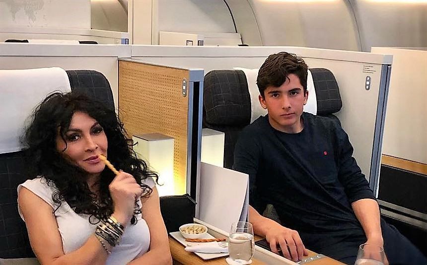 Mesajul transmis de Mihaela Rădulescu de ziua fiului ei, Ayan, care a împlinit 20 de ani. Cum arată fiul vedetei acum
