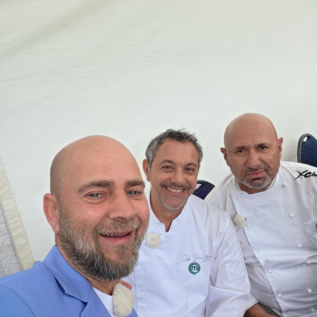 Momente emoționante pentru Cosmin Seleși la MasterChef! Ce s-a întâmplat când Florin Piersic i-a sunat părinții în direct