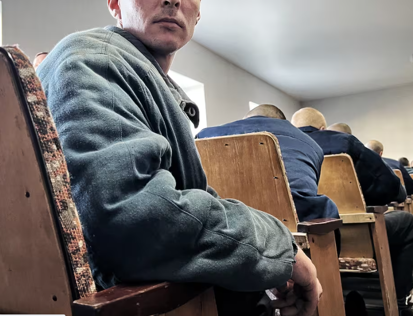 Șeful singurului penitenciar ucrainean pentru prizonierii ruși de război: „Dăm un «gras» de aici pe doi« uscați» de-ai noștri”