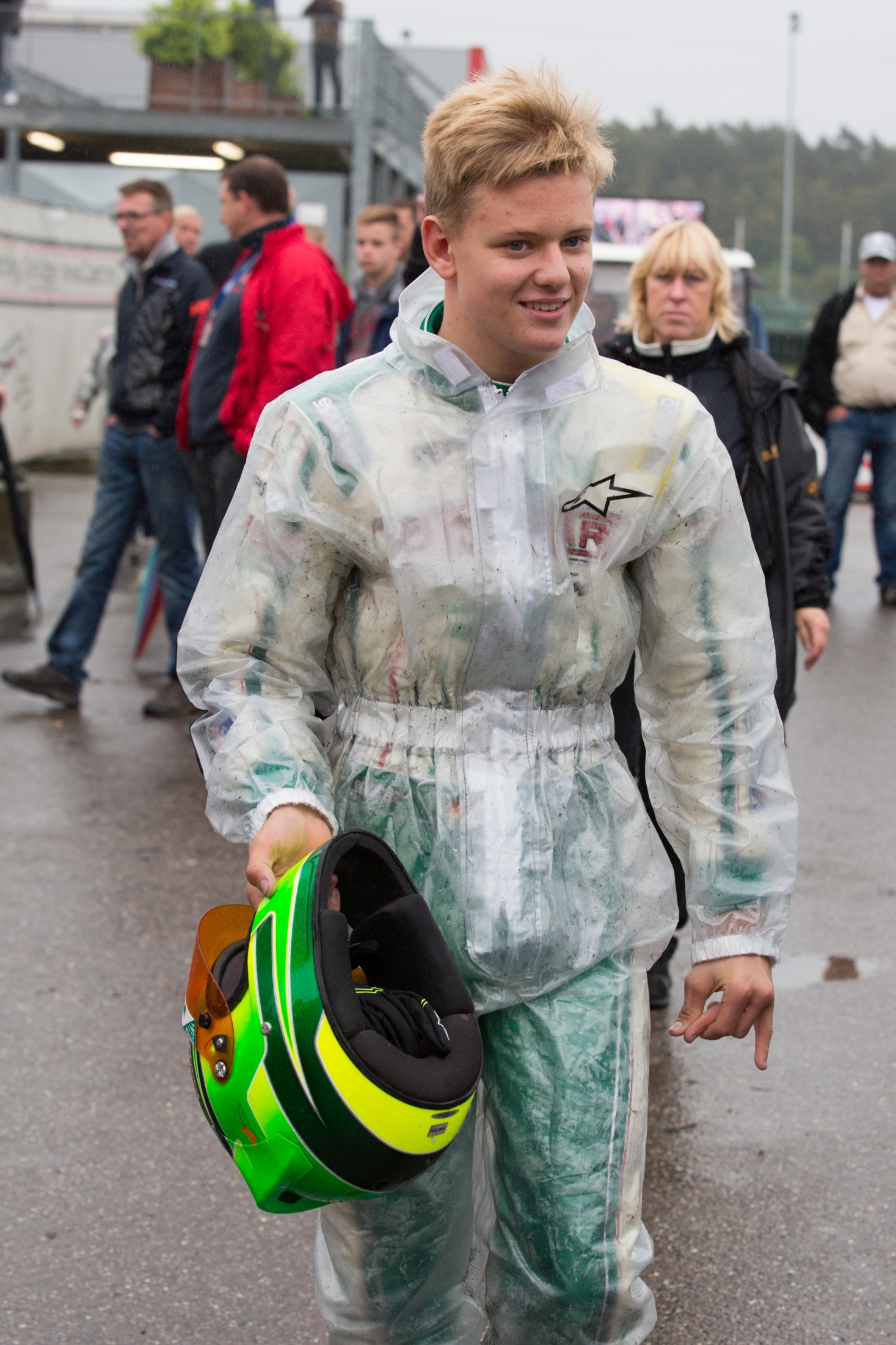 Mick, fiul lui Michael Schumacher, a ieșit în decor cu 160 km/h!