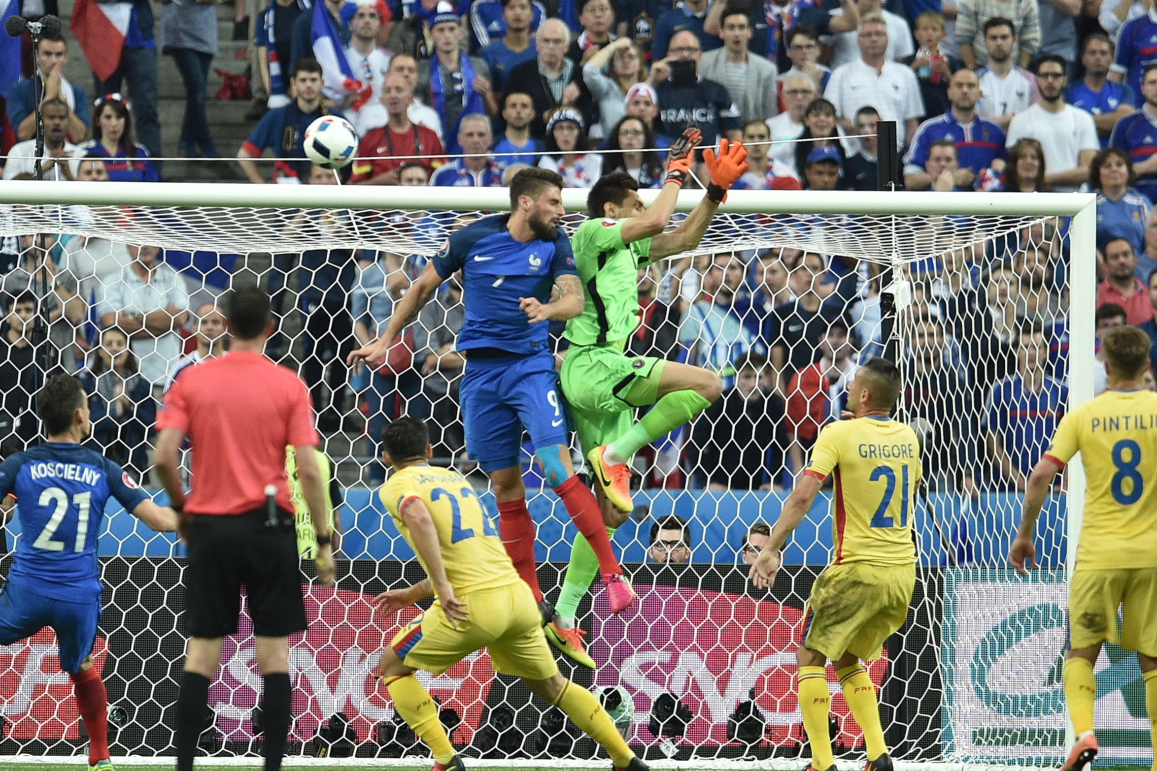 România-Franța 1-2 / LIVE BLOG. Eșec nedrept! Noi am fost Legiunea Franceză! Ne-au ucis în 89! | FOTO&VIDEO