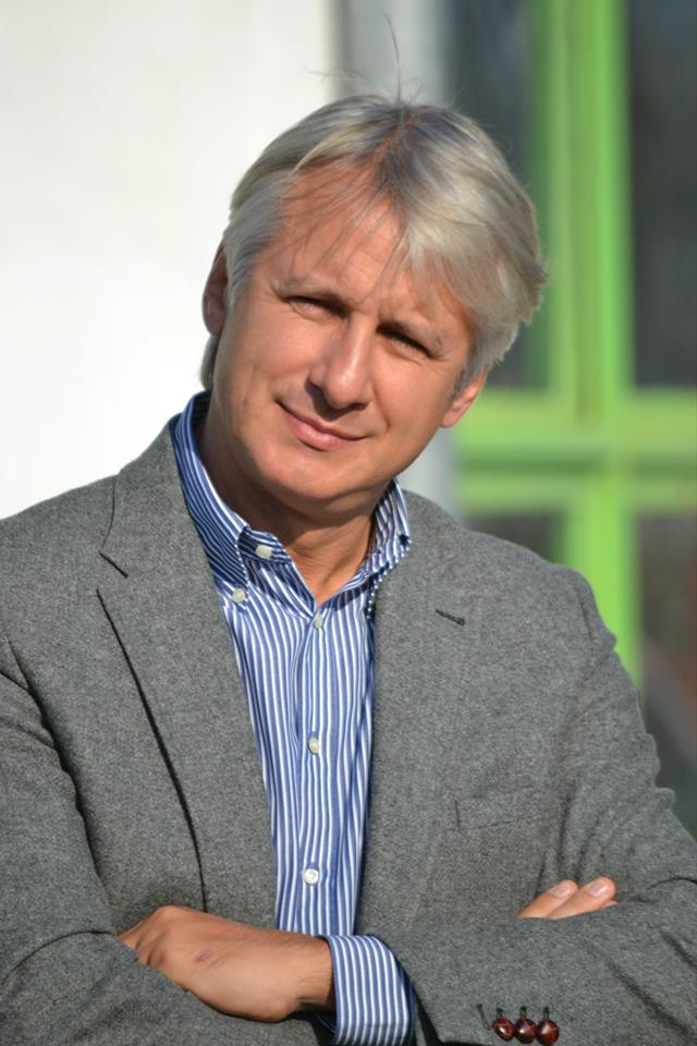 Atunci și acum: Eugen Teodorovici, ministrul care se ocupă de finanțele țării, dar are cinci credite la bănci, de aproape 800.000 de euro