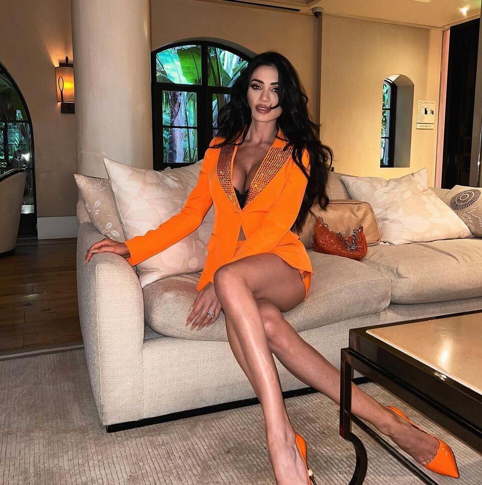 Imagini din casa în care Andreea Sasu și Philipp Plein locuiesc. Doar în filme mai vezi așa ceva