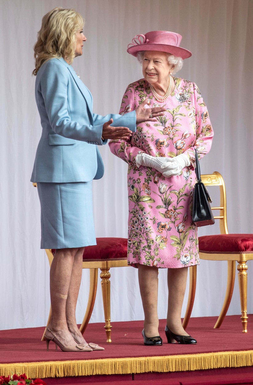 Joe Biden, după ce a fost primit de regina Elisabeta a II-a la castelul Windsor. „Mi-a adus aminte de mama”