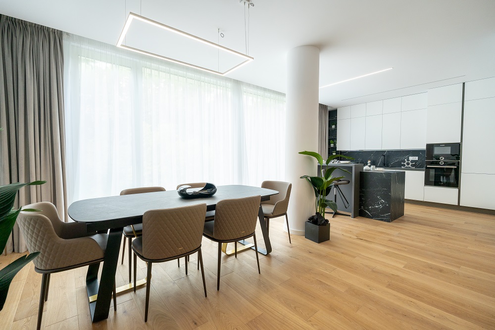 Stejarii Collection, cel mai nou proiect marca Țiriac Imobiliare, a fost inaugurat: complexul își deschide oficial porțile pentru noii chiriași elevând standardele rezidențiale de lux.