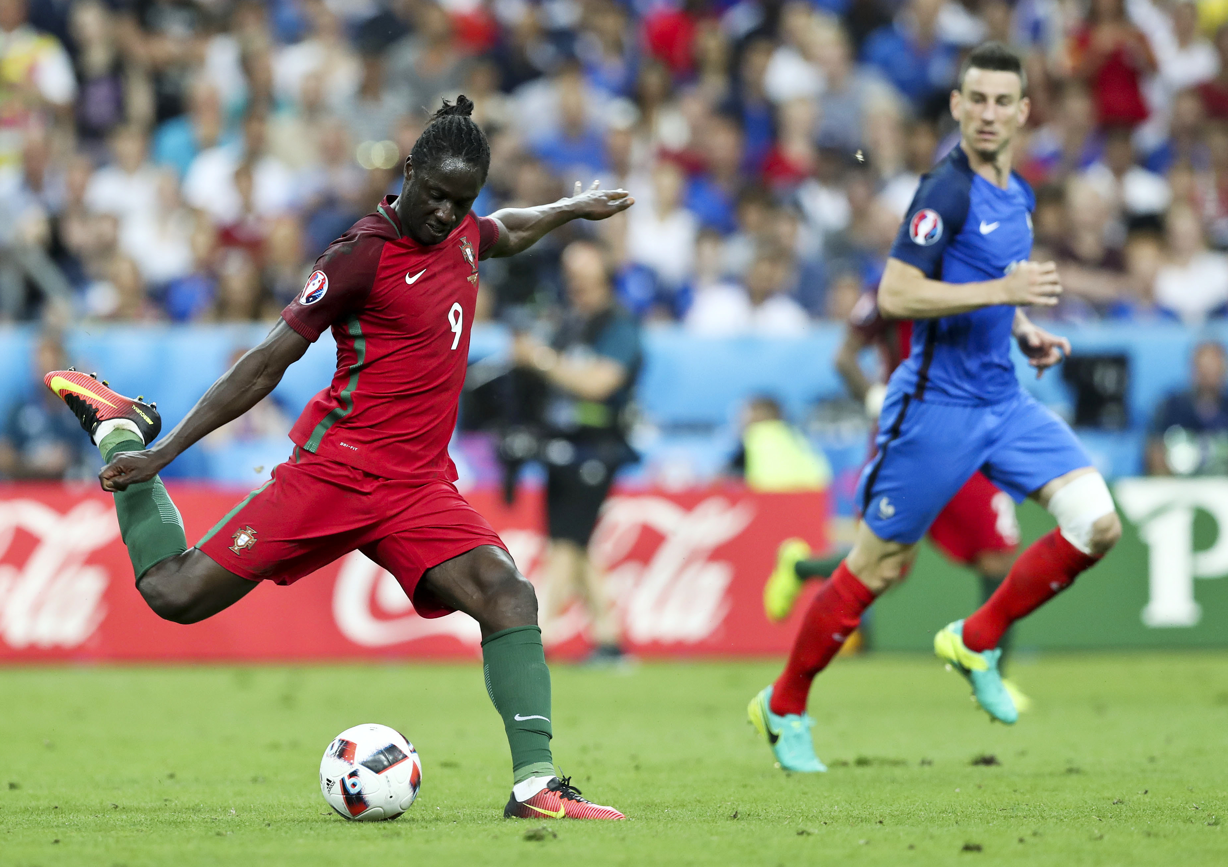 Euro 2016. Foamea te face mare! Abandonat de familia săracă, Eder, eroul Portugaliei contra Franței, a crescut la casa de copii! Astra și CFR l-au refuzat!