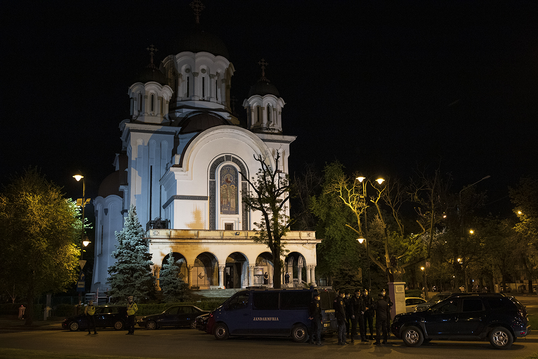 Cașin, Bucur Ciobanu, locurile altădată pline. Imagini cu bisericile din București, în noaptea de Înviere