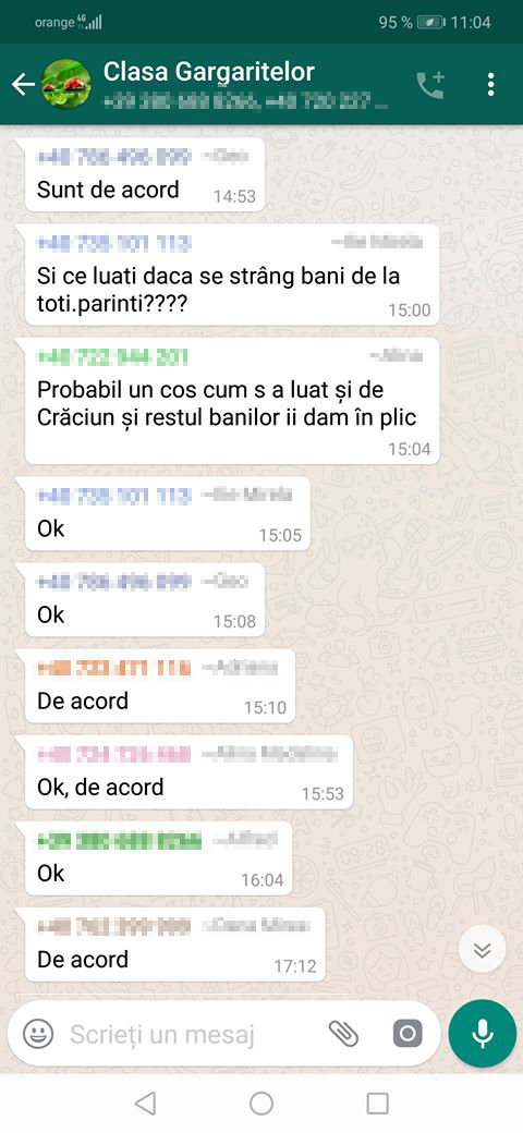 Discuții pe WhatsApp despre cum strâng părinții bani pentru cadourile de Paște ale dascălilor: “Un coș cum s-a luat și de Crăciun și restul banilor îi dăm în plic”. Câți bani scoate un părinte din buzunar