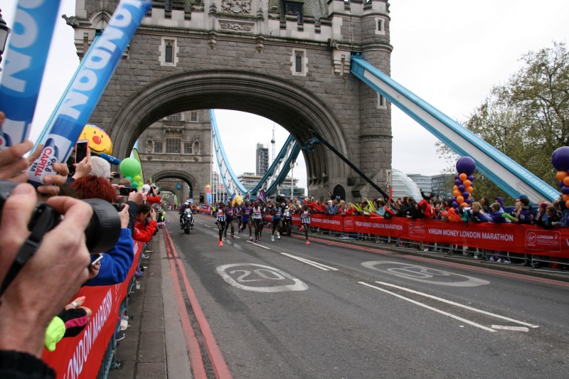 Etiopiencele și kenyenii, cei mai tari la Maratonul Londrei. Paula Radcliffe, în lacrimi / FOTO