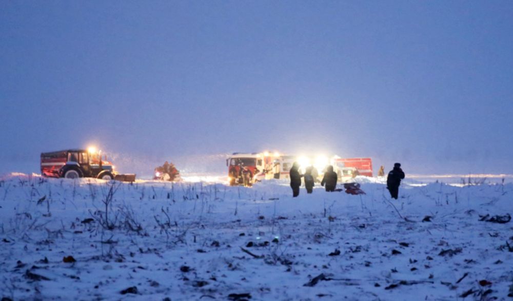 UPDATE | Un avion cu 71 de persoane la bord s-a prăbușit lângă Moscova. Trei copii şi trei cetăţeni străini, printre victime