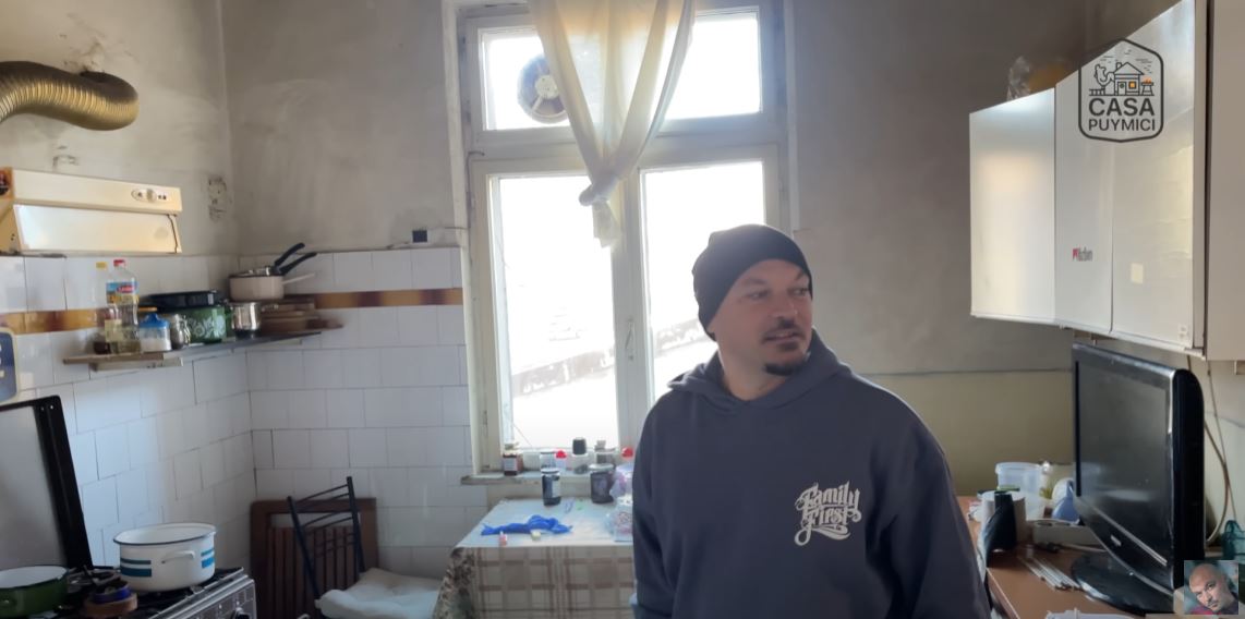 Imagini cu noua casă a lui Puya din București. Cum arată locuința construită în anii ’30: „Nici nu mă gândesc să pun termopane”