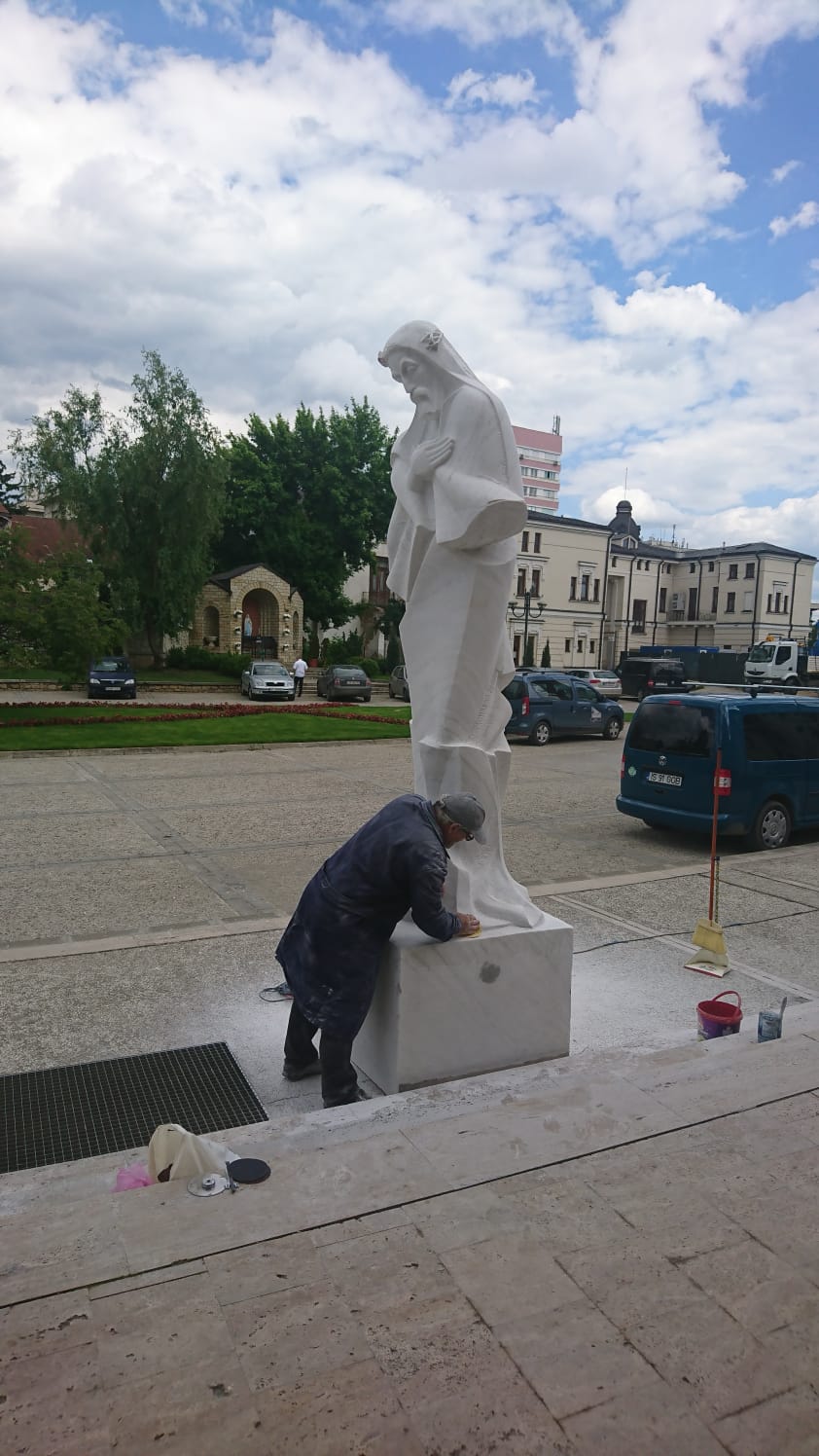 Papa Francisc, la Iași. O familie cu 28 de membri îi va vorbi Suveranului Pontif despre greutățile și bucuriile din viața lor
