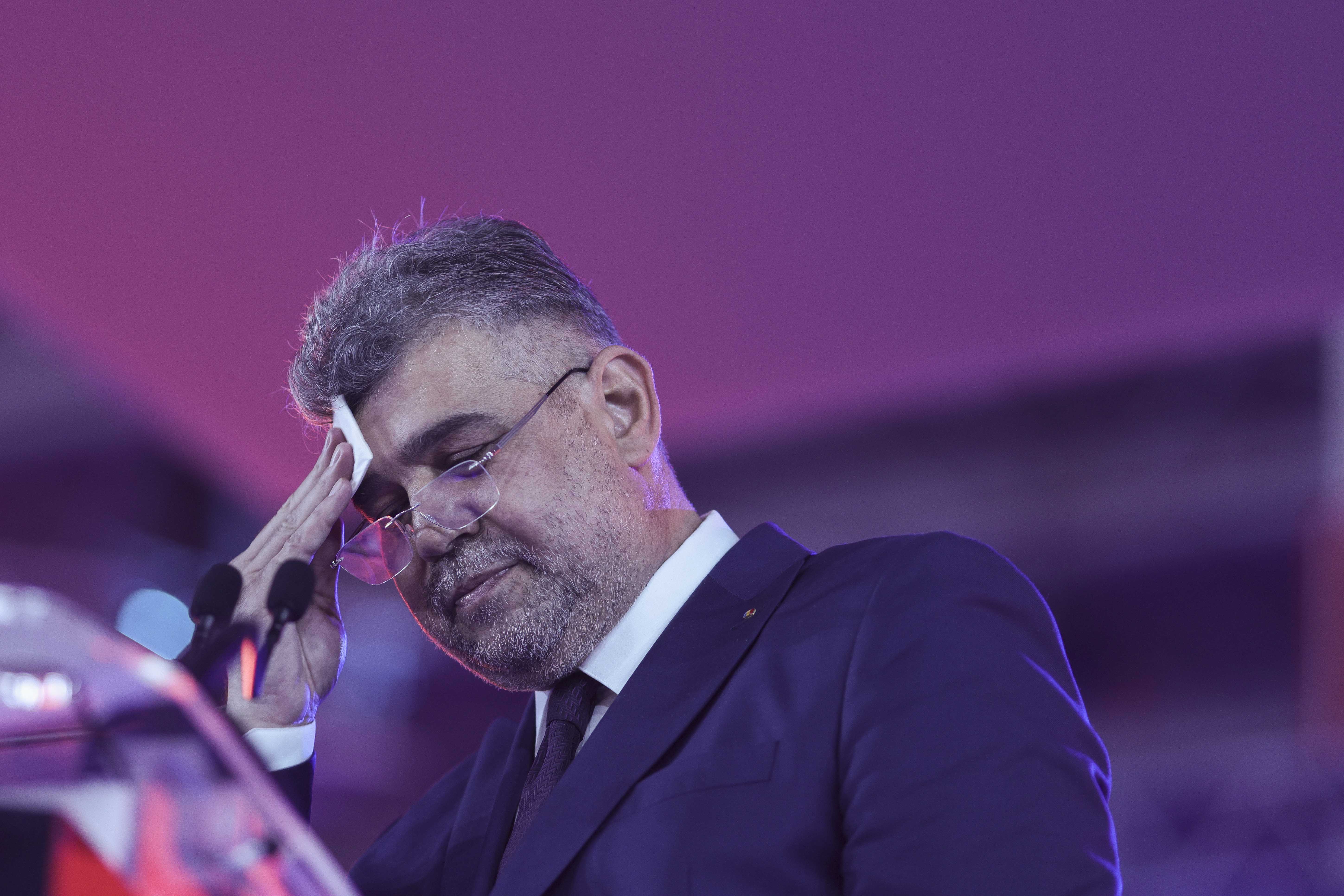 VIDEO Congresul PSD: noua conducere, votată cu majoritate covârșitoare. Ciolacu, către Tudose și Grindeanu: „Trimiteţi-mă la Cotroceni, fiindcă altfel va fi greu să scăpaţi de mine!”