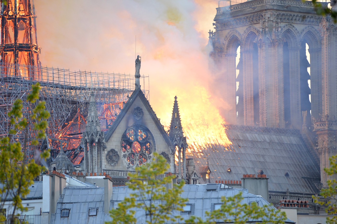 Redeschiderea Catedralei Notre-Dame din Paris. Emmanuel Macron: „Clopotele bat din nou”