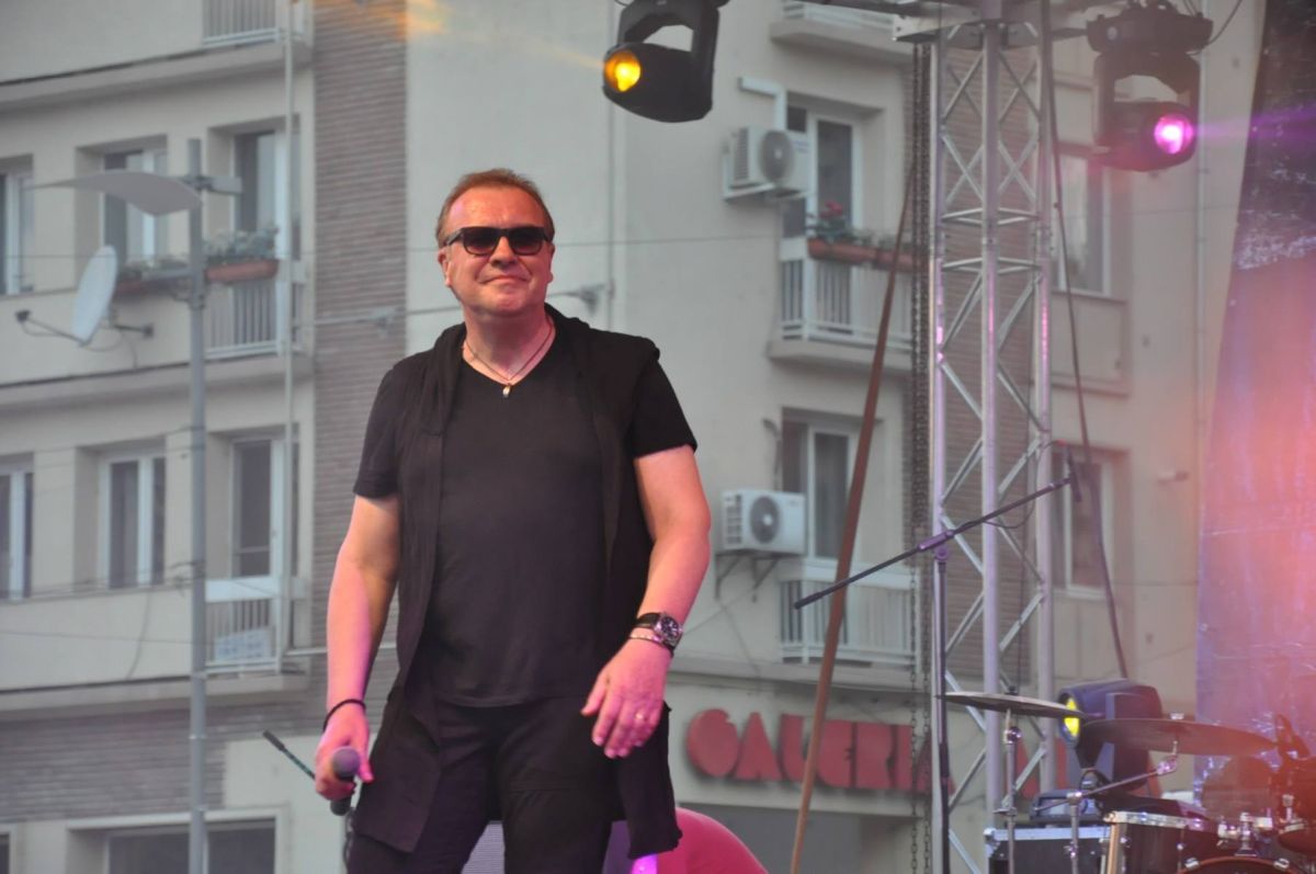 A murit Gabriel Cotabiță. Cântărețul avea 69 de ani
