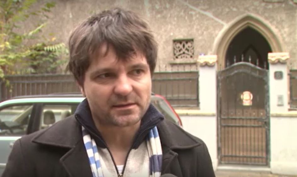 Imagini din casa în care Nicușor Dan locuiește cu chirie. Cât plătește lunar: „O cameră și două dormitoare la mansardă”