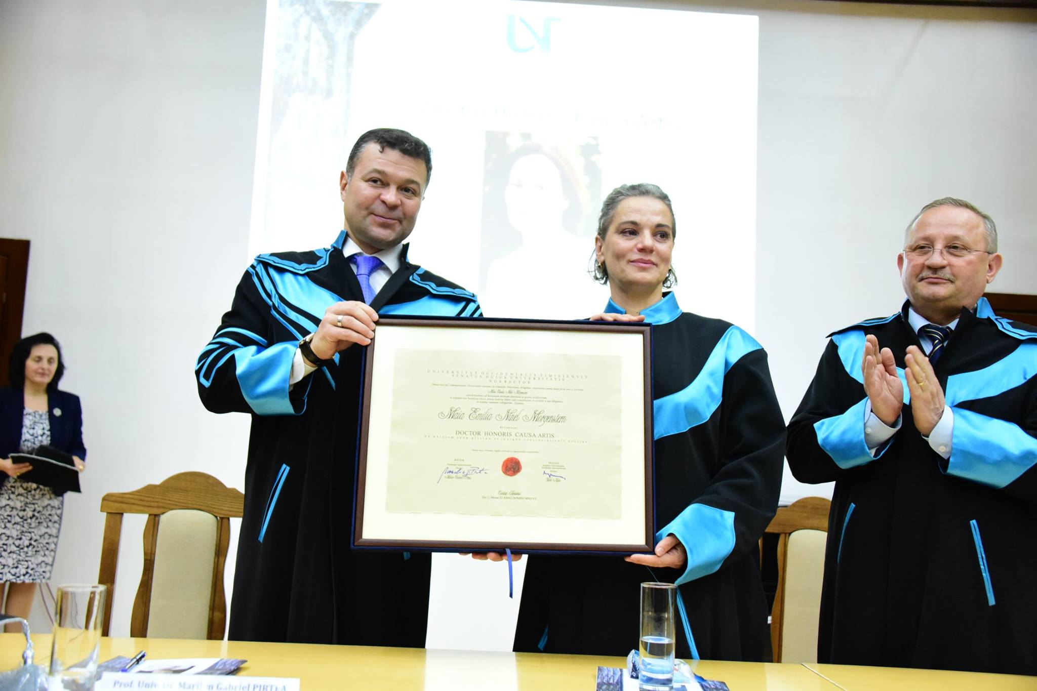 Maia Morgenstern a primit titlul de Doctor Honoris Causa Artis al Universității de Vest din Timișoara| FOTO