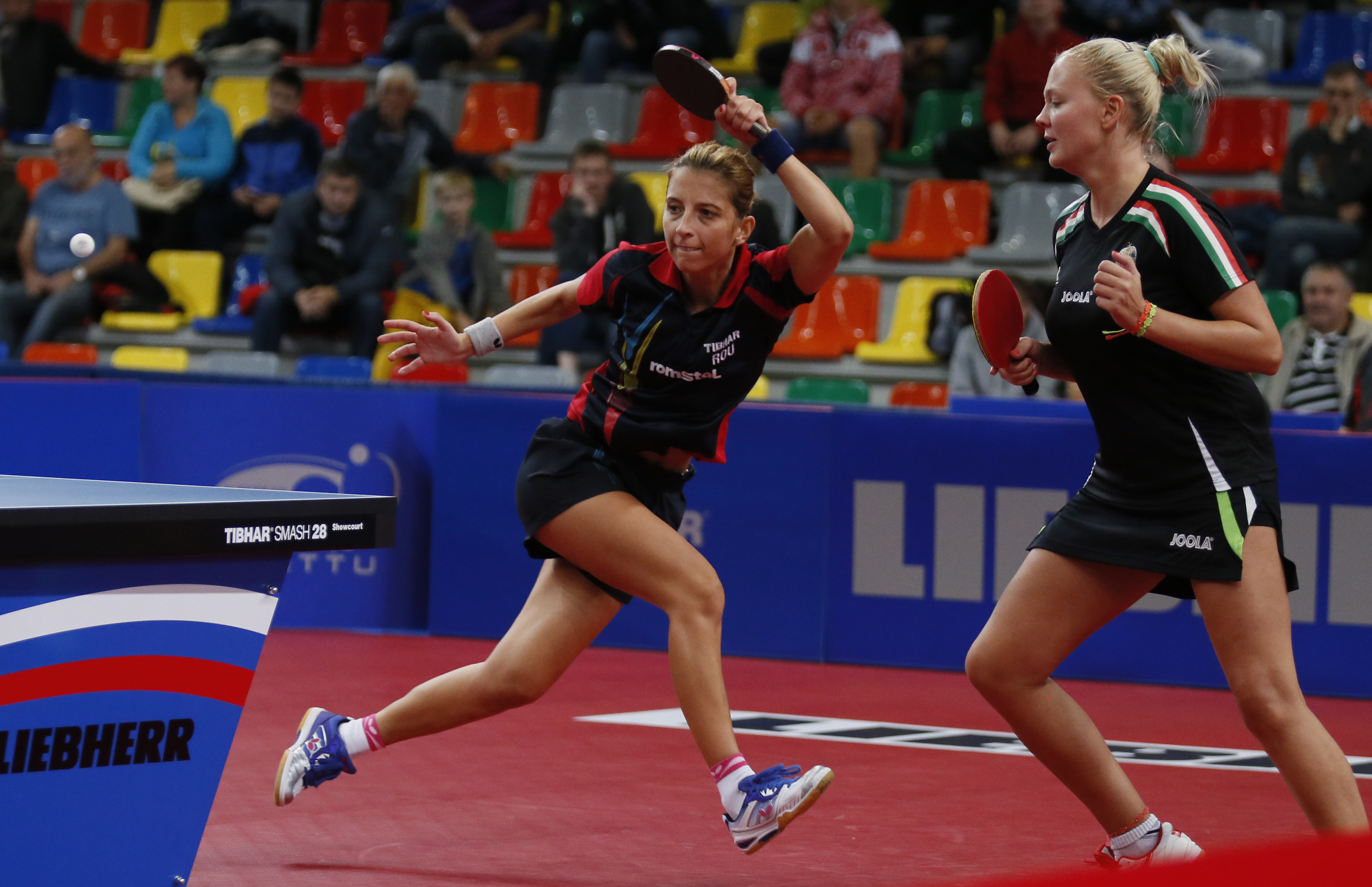 Eliza Samara a fost timidă, dar s-a tratat și a ajuns mare sportivă. Terapie cu medalii! ^Antrenorii săi vorbesc despre lungul drum al ”reginei” de la tenis de masă de la tulburările de vorbire din copilărie și emoțiile nestăvilite la titlul continental