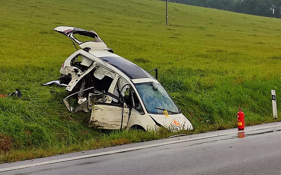 Un român de 29 de ani a murit și alți șase au fost răniți, într-un accident în Slovacia