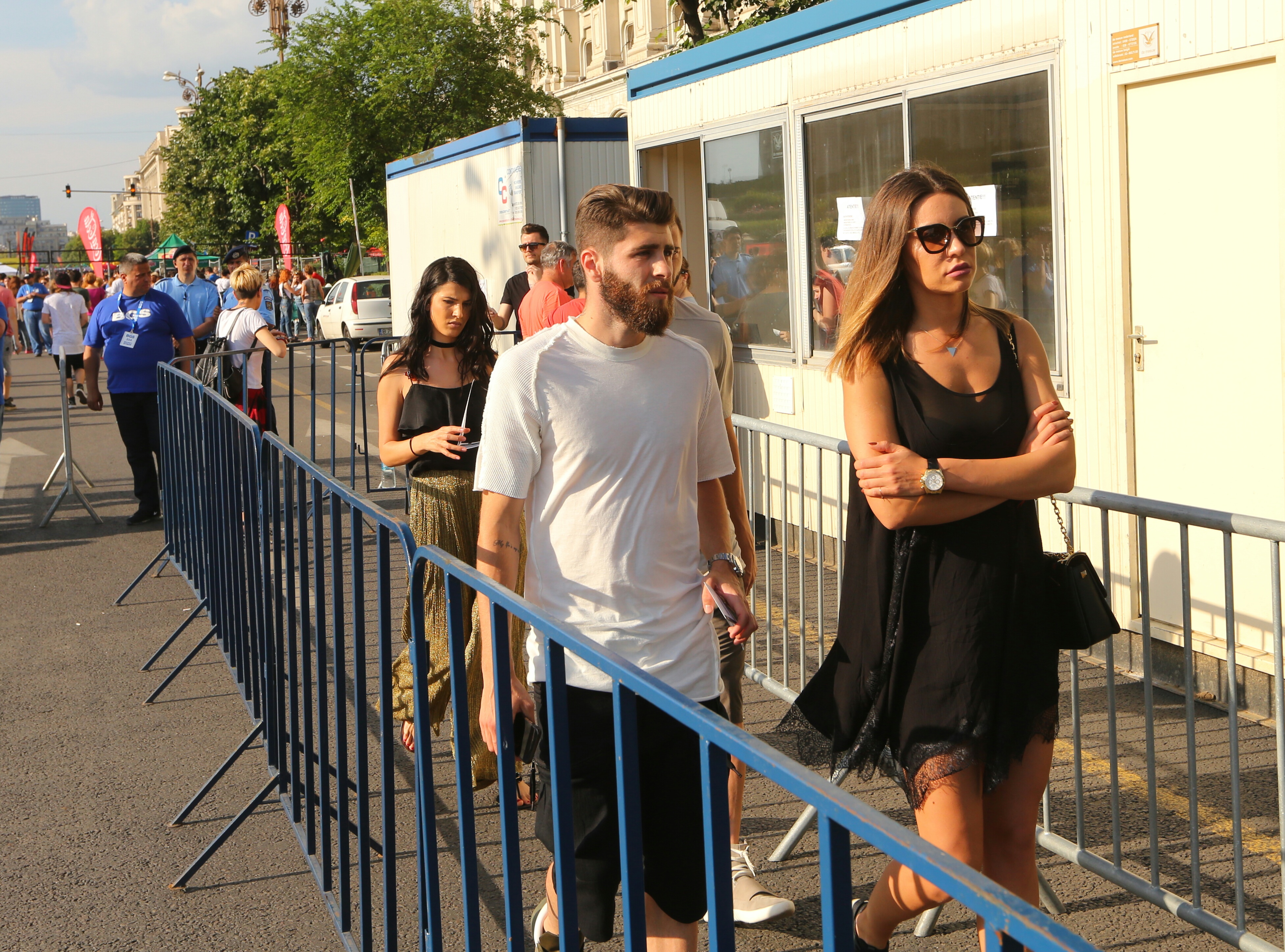 Euro 2016. Ropotan și-a dres moralul la concert, după ce Iordănescu l-a lăsat acasă / GALERIE FOTO