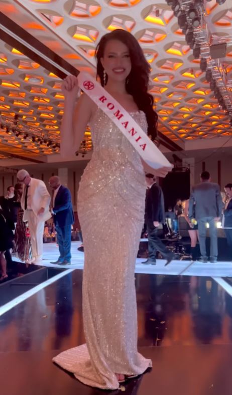 Ada-Maria Ileana, reprezentanta României la Miss World 2024, prima reacție după ce a pierdut titlul: „Plec cu inima plină de bucurie”. Iulia Vântur a susținut-o în India