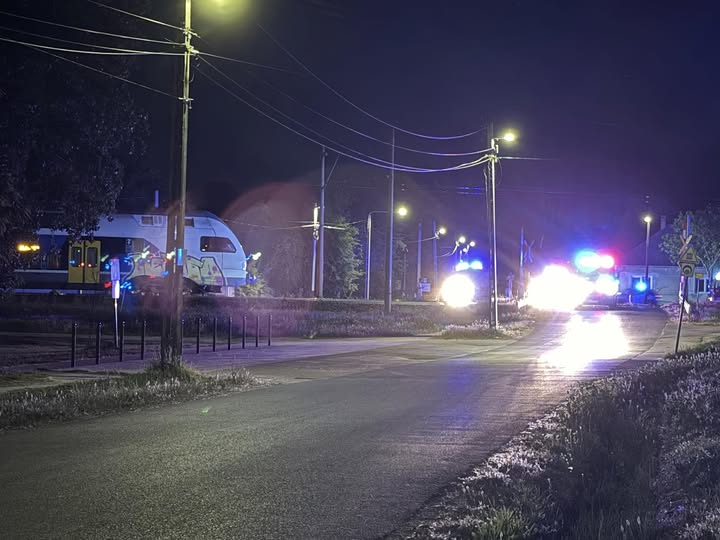 Tragédia a Sülysápon: vonat tarolta le az autót, hárman meghaltak
