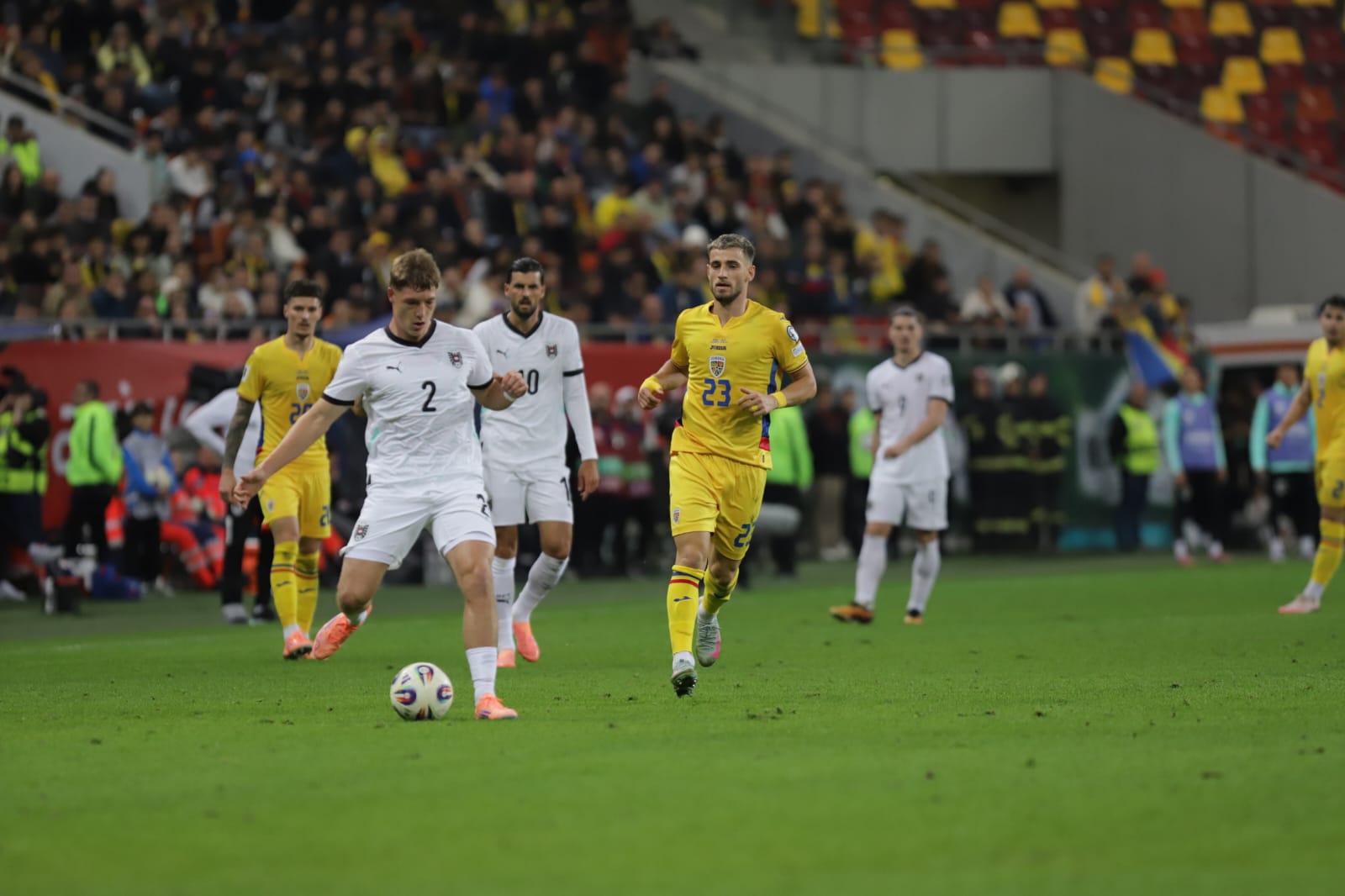 Cine e Teodor Ilincăi, tenorul care a cântat imnul „Deșteaptă-te, române!” înaintea meciului cu Austria, câștigat de România cu 1-0 și transmis de Antena 1
