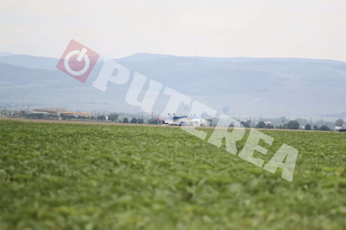 Un avion AN 2 cu doi pasageri s-a răsturnat la aterizare în Buzău. Aeroclubul României: Era fabricat în 1986