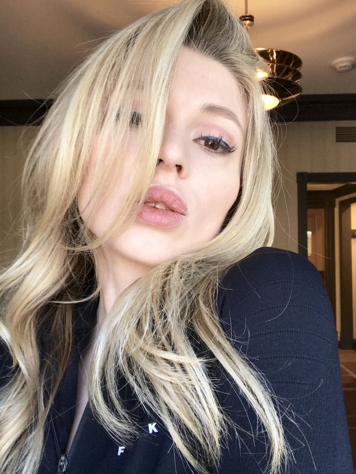 FOTO | Relația secretă pe care Mohamed Hadid, tatăl surorilor Gigi și Bella Hadid, a avut-o cu un model de 25 de ani