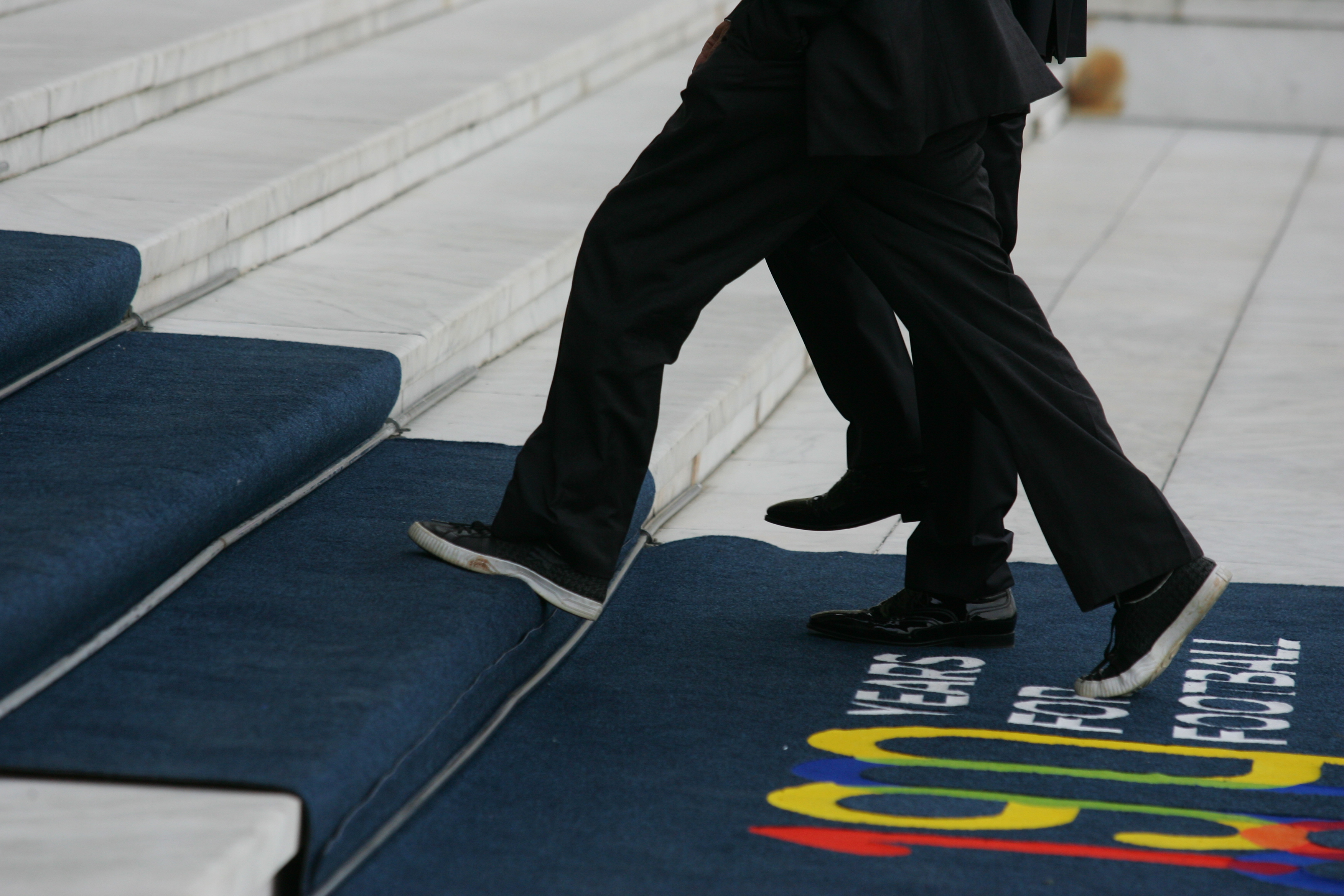 Federația cu două moașe! FRF anunță că împlinește, azi, 86 de ani, după ce forul fotbalistic românesc a sărbătorit Centenarul în 2009, sub conducerea lui Mircea Sandu