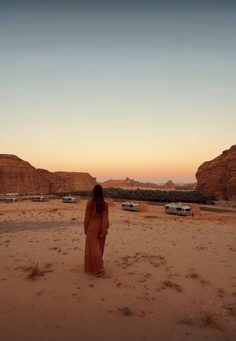 Ce a pățit Sânziana Negru în Arabia Saudită: „Într-un birou cu mulți bărbați care abia vorbeau engleză”. Obiectul interzis pe care îl avea în bagaj