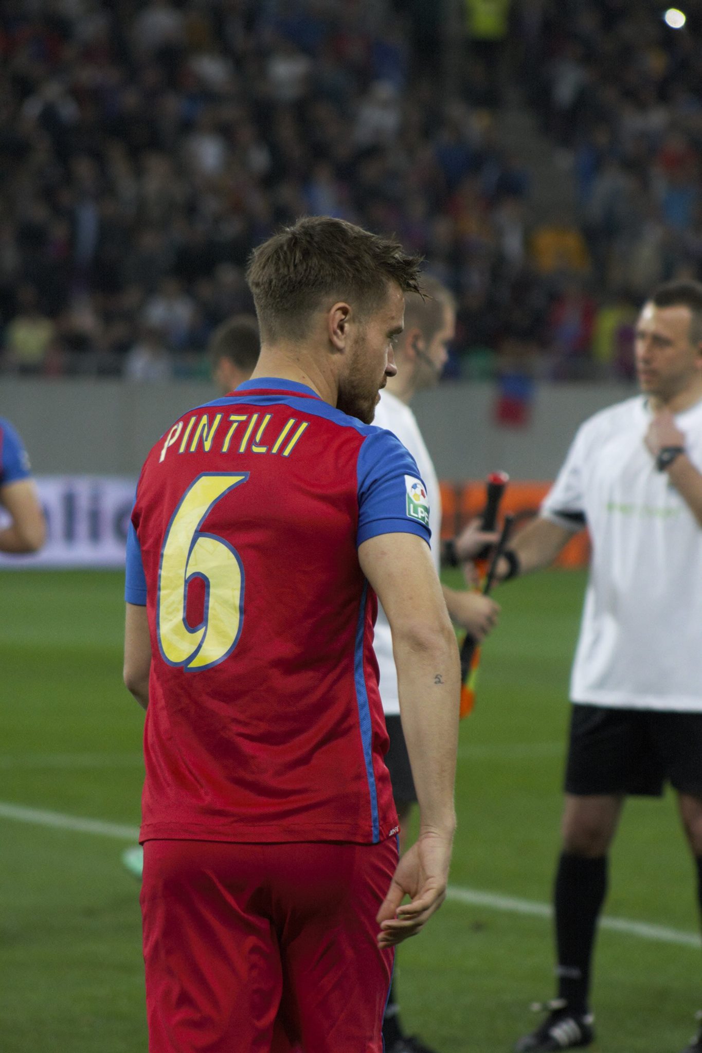 Povestea unui derby fără stele! / FOTO