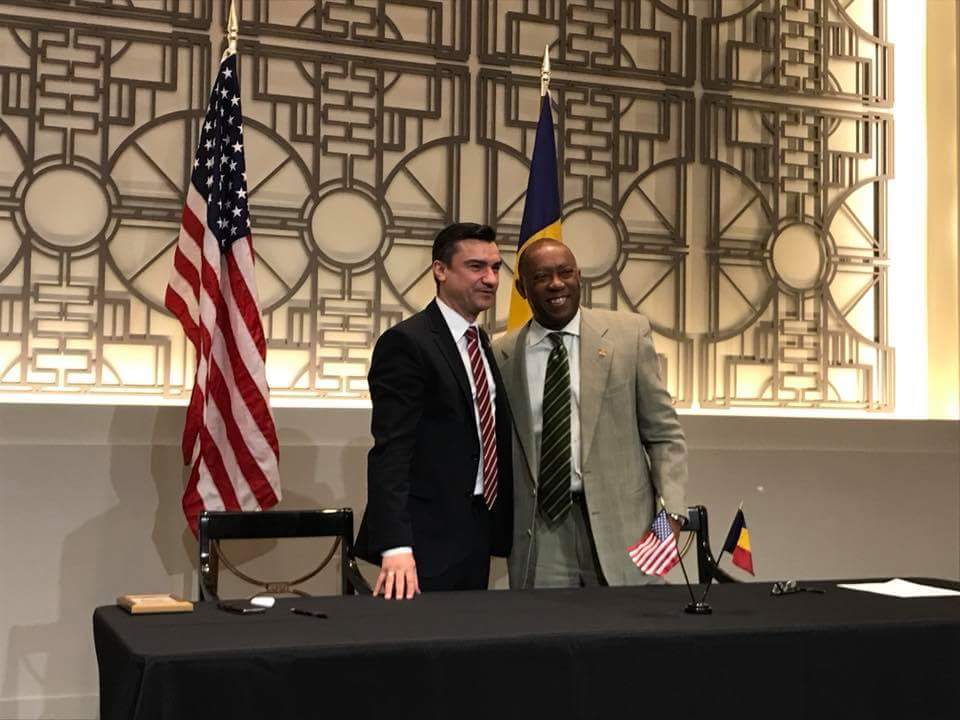 Iașiul se va înfrăți cu Houston. Memorandumul de cooperare, semnat în Statele Unite