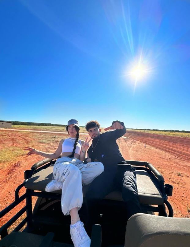 Imagini cu fiica lui Ion Țiriac din vacanța în Namibia. Ioana a petrecut alături de fiul Ilenei Lazariuc