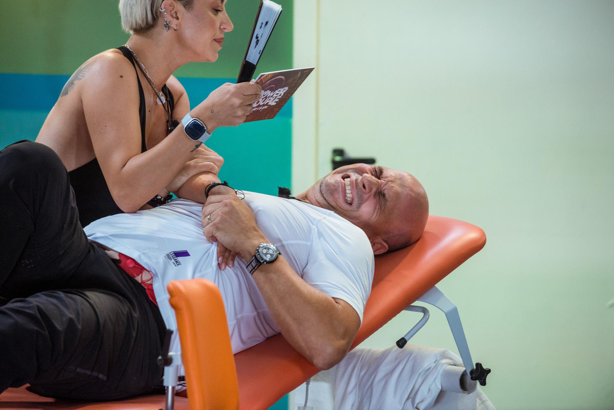 Power Couple România 20 ianuarie 2025. Bărbații au simțit durerile travaliului la proba „Au, mami!”: „Începe deja să bată cuie în tine”