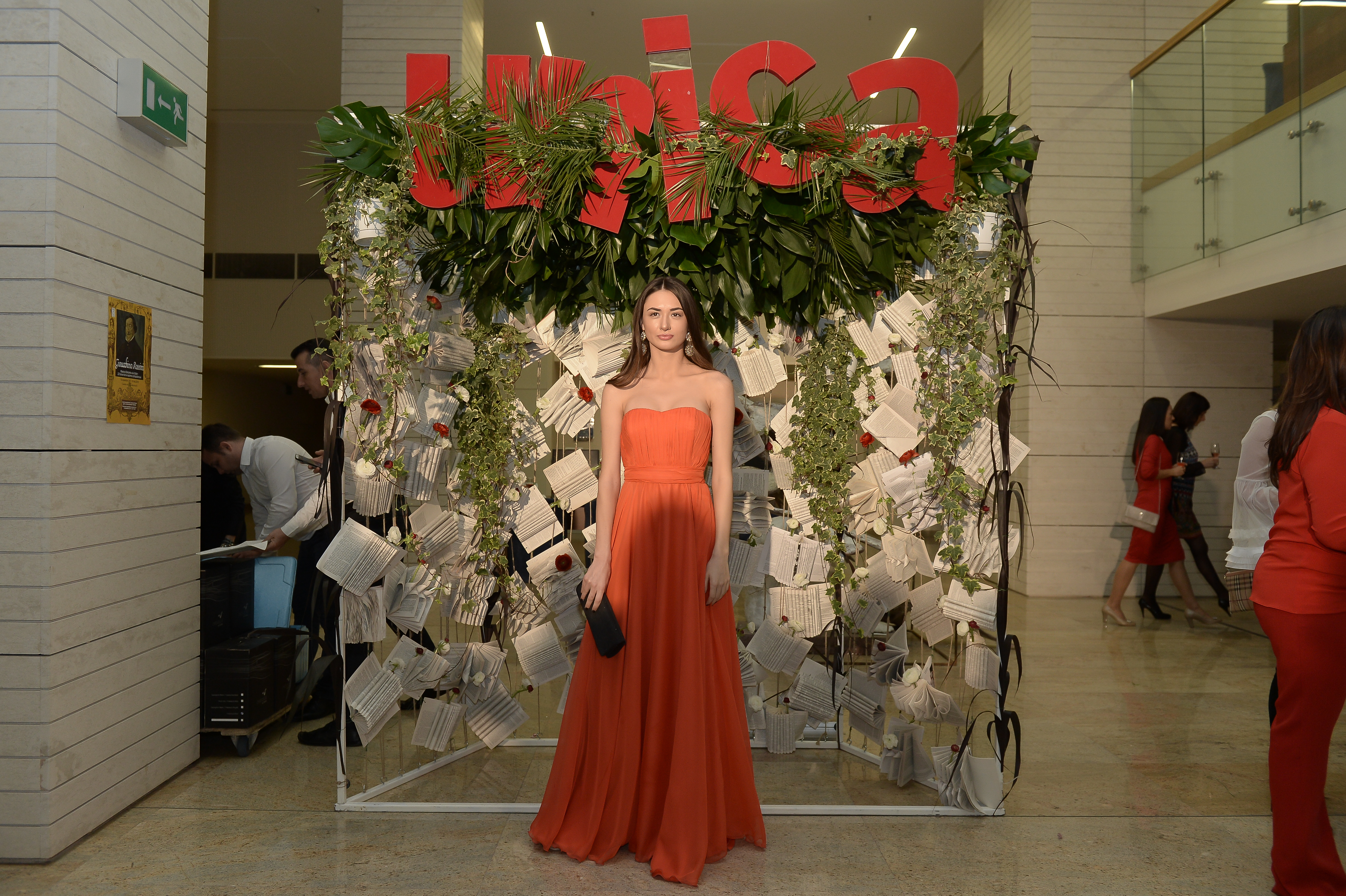FOTO EXCLUSIV/ Gala Unica 2017. Vedetele au reinterpretat dress-code-ul. Au optat pentru o ținută „all red”