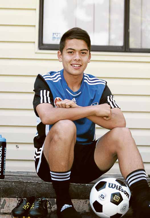 Tizul lui Hagi joacă în Australia / GALERIE FOTO