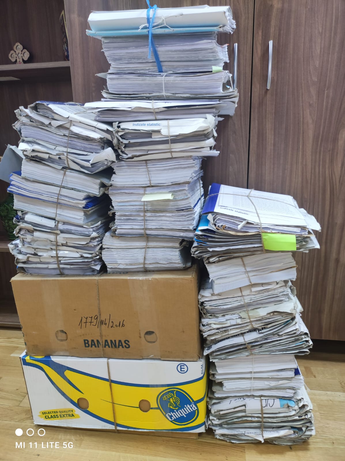Ce salarii primesc grefierii, categoria profesională care ține în spate sistemul judiciar din România. Venitul net declarat pornește de la 3.500 de lei