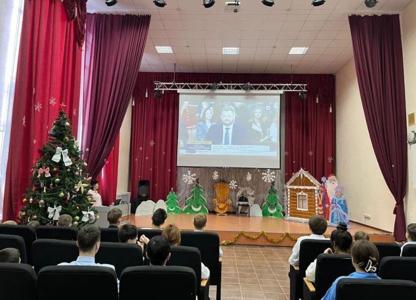 Copiii de grădiniță, puși să urmărească Linia Directă a lui Vladimir Putin: „Parte a procesului educațional”