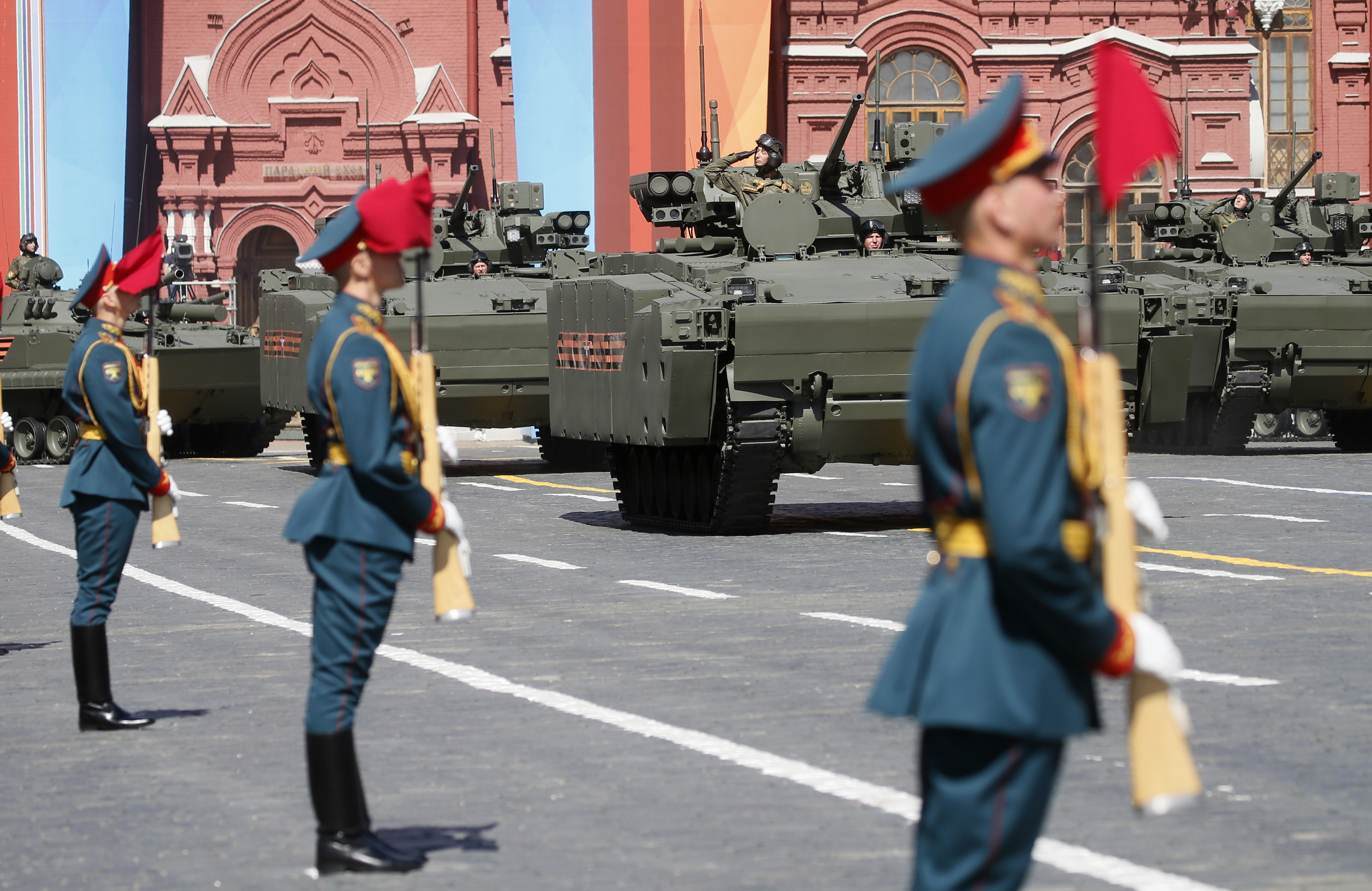 GALERIE FOTO | Parada impresionantă la Moscova, de Ziua Victoriei. Rusia și-a etalat cele mai noi și performante arme
