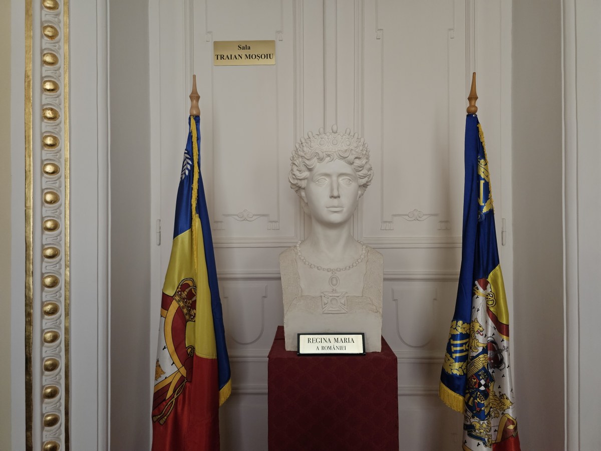 Descoperă Băile Felix și Oradea: două bijuterii ale turismului din vestul României, aproape una de alta. Se îmbină relaxarea termală cu eleganța urbană