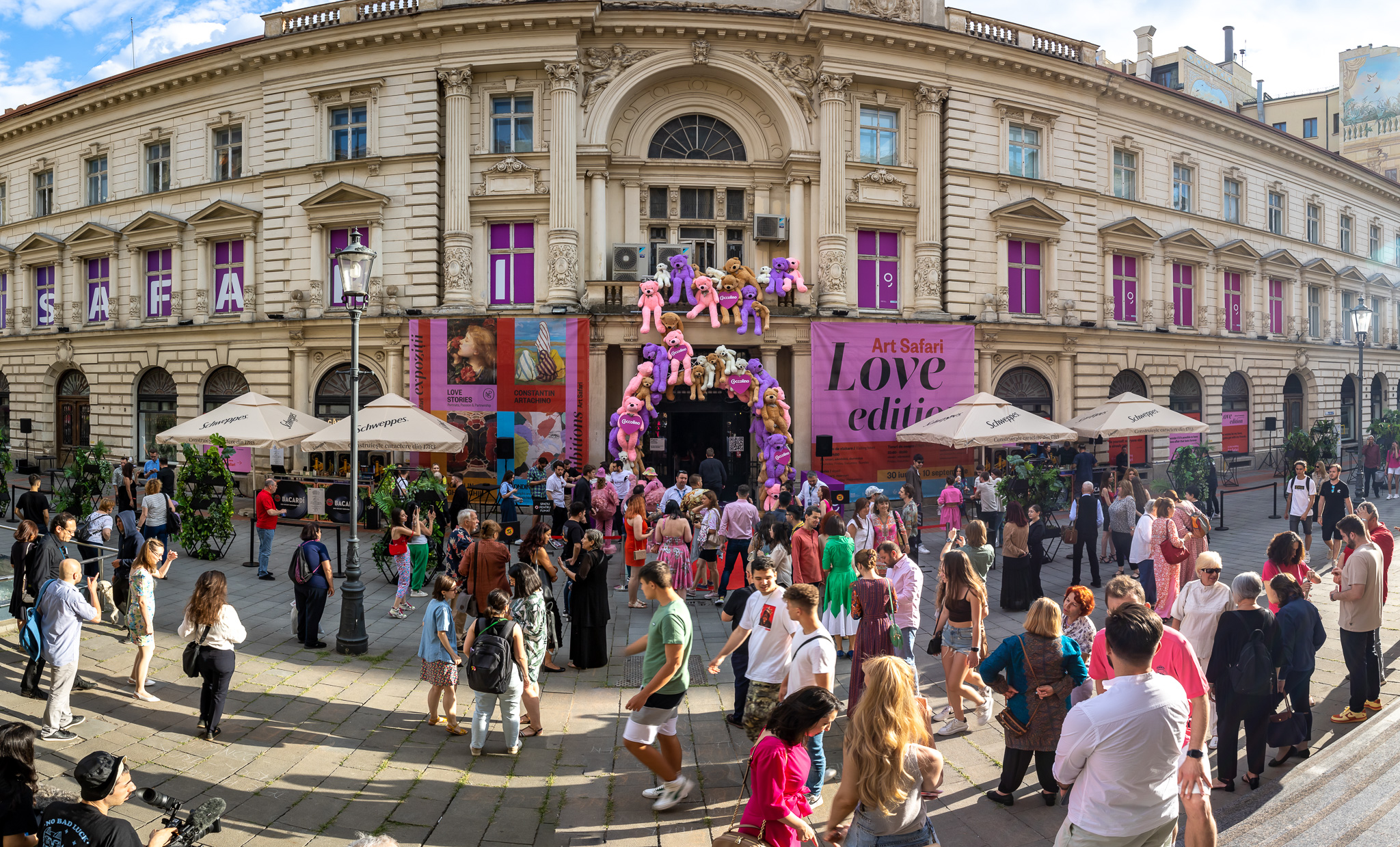 Vedete și personalități la Avanpremiera Art Safari Love Edition. Invitații au admirat capodopere cu și despre dragoste de la National Portrait Gallery din Londra, în premieră la București