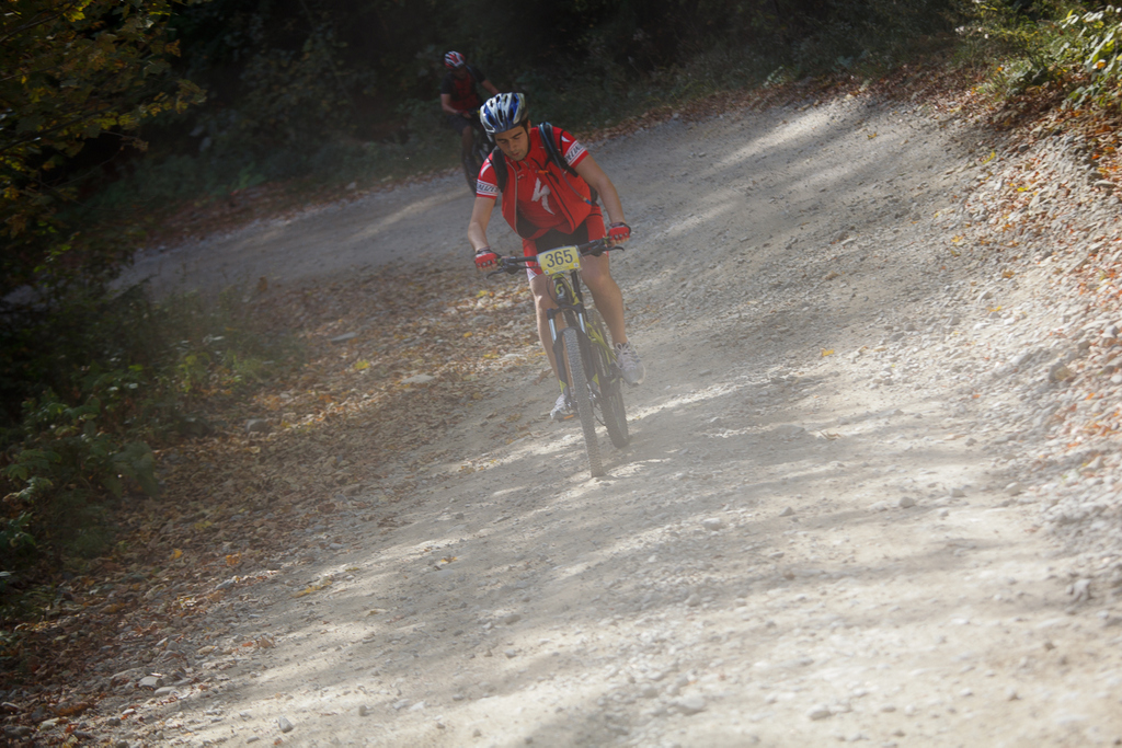 206 concurenți. la cea de-a III-a ediție a competiției de mountain bike din Moinești și Zemeș