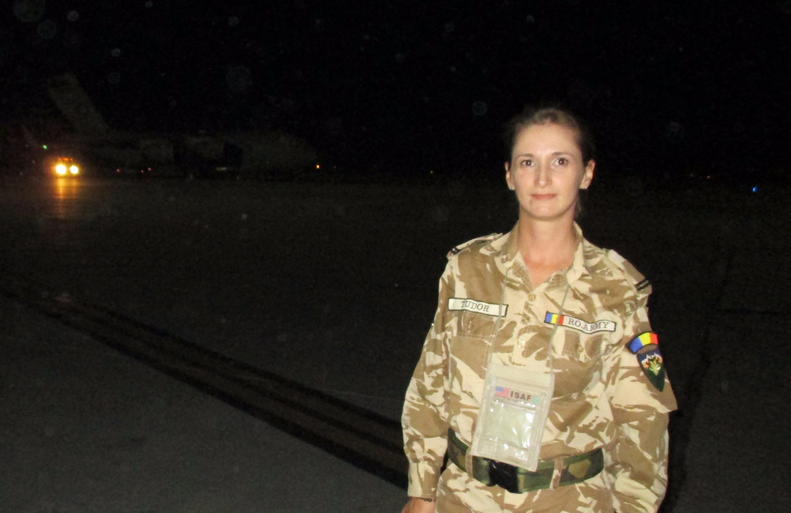 REPORTAJ/ Cel mai emoționant moment pentru o mamă-militar în Afganistan. ”Atunci timpul curge altfel. Începi să numeri orele...” (FOTO)