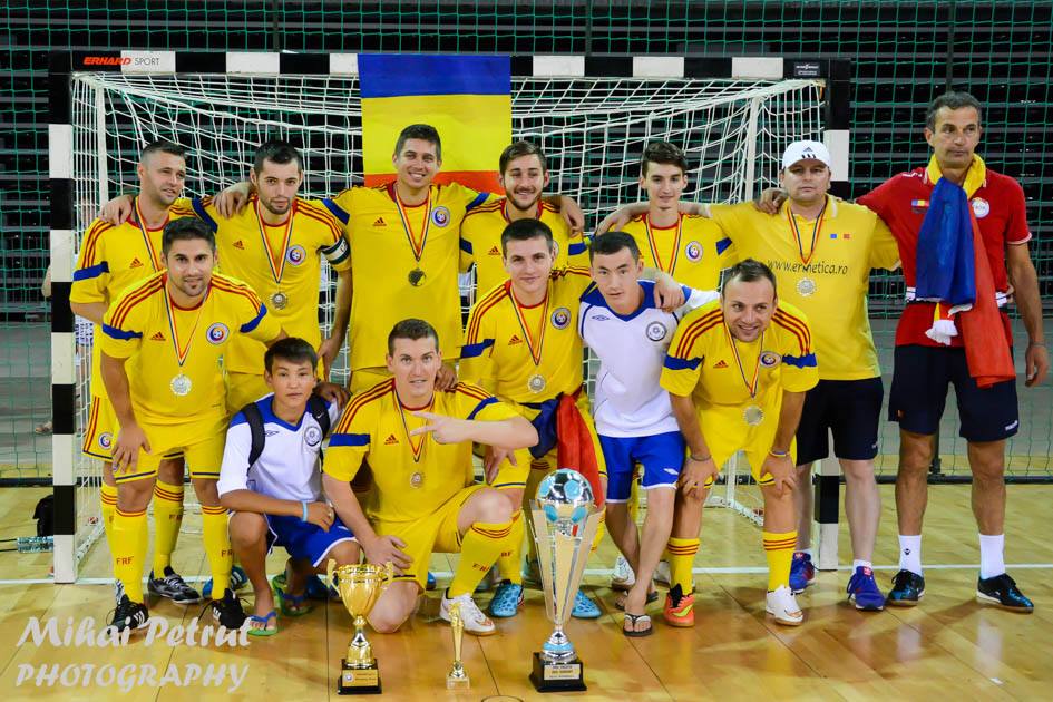 Disperarea medicului ce se ocupă de românii care au cucerit Europeanul de fotbal pentru diabetici: ^”Nimeni nu ne bagă în seamă! Am solicitat și Federația, și Ministerul, dar n-au trimis pe nimeni nici la premiere!”. Mai are nevoie de 27.000 de euro pentru acoperirea cheltuielilor cu organizarea de la Cluj-Napoca