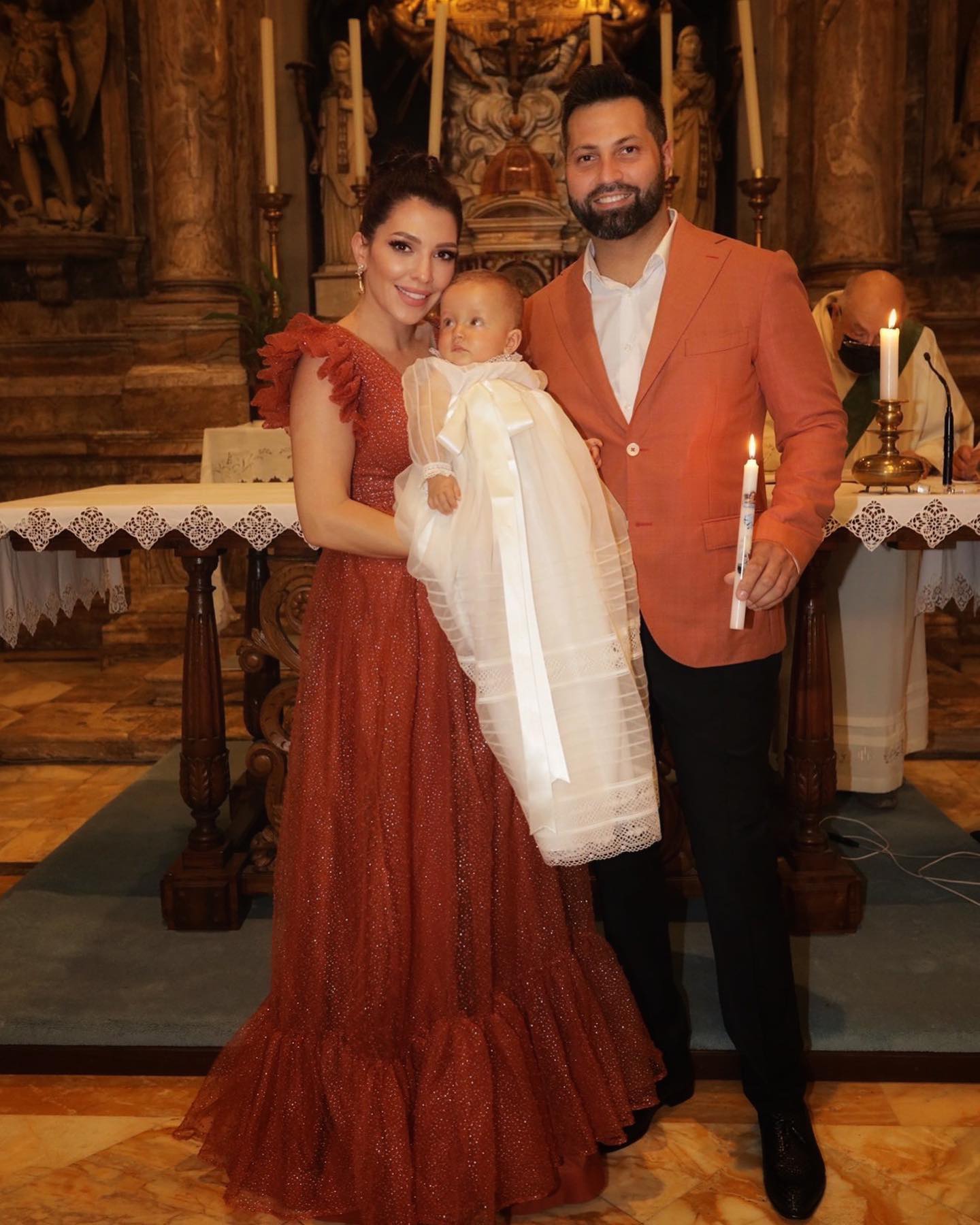 Celia s-a despărțit de soțul ei, după 13 ani de căsnicie. Motivul pentru care și-au spus adio: „Am încercat să fiu de casă”