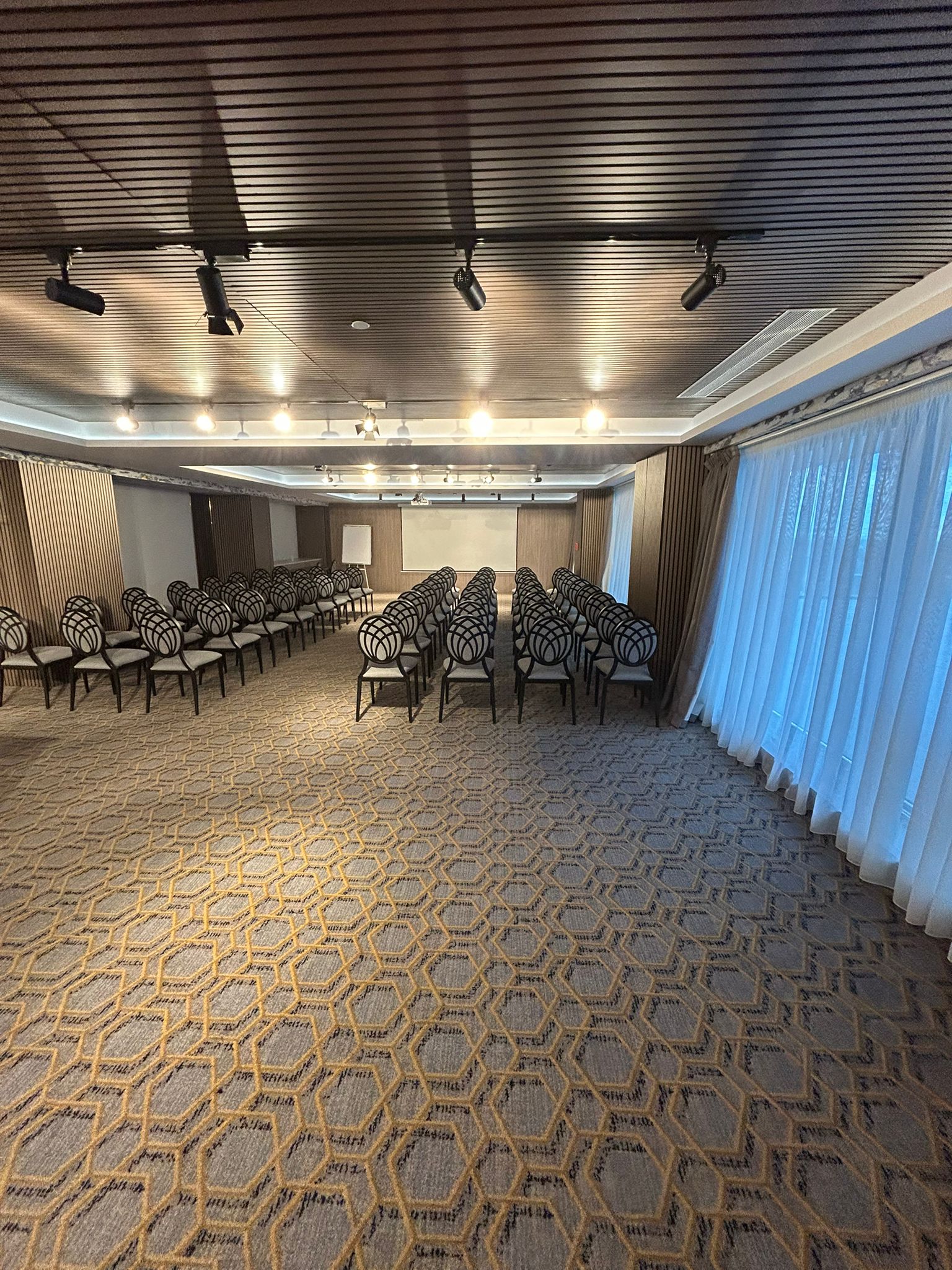 Litoralul românesc prinde avânt în 2025: hoteluri de patru stele și spa-uri într-un sezon ce se anunță promițător