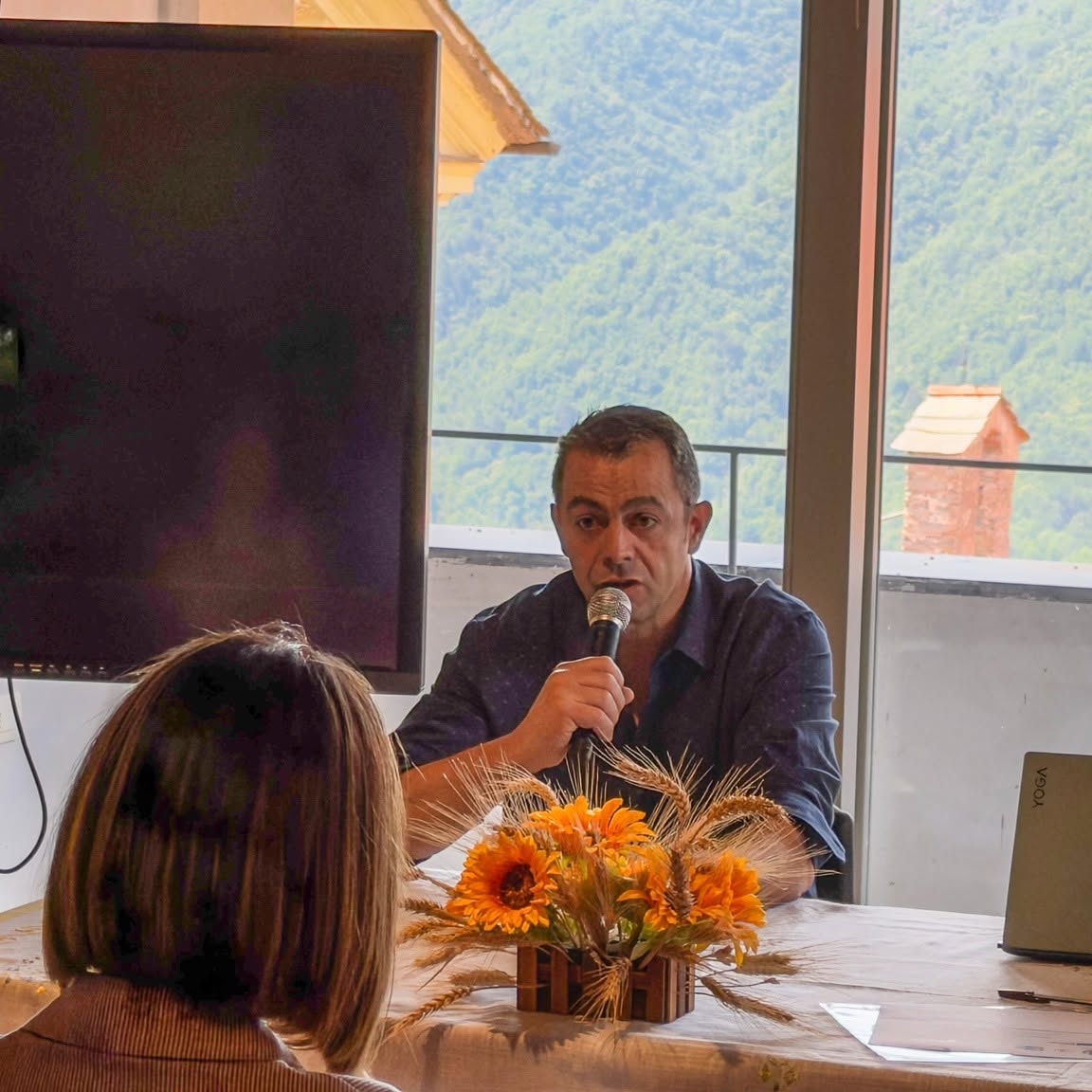 Un primar nu și-a luat salariul de 8 ani și a lăsat aproape 160.000 de euro orașului: „A guverna este un act de pură slujire și iubire pentru propriul pământ”