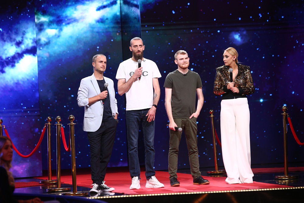 Alexandru Minculescu, invitat special la „Stand-Up Revolution”: „Omul, când a văzut circul ăsta, a venit din prima, direct”